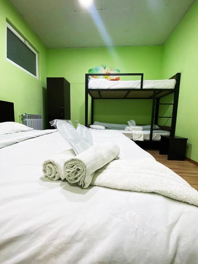 Dom Hostel & Tours Erivan Exterior foto