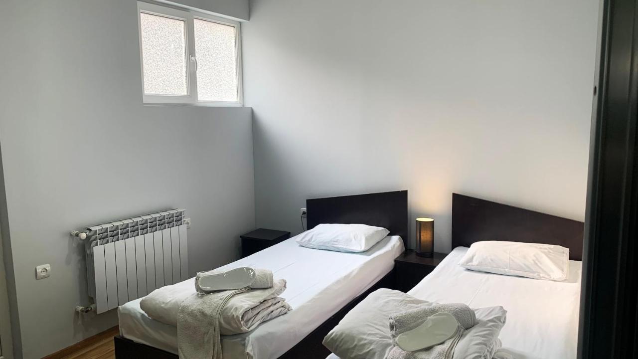 Dom Hostel & Tours Erivan Exterior foto